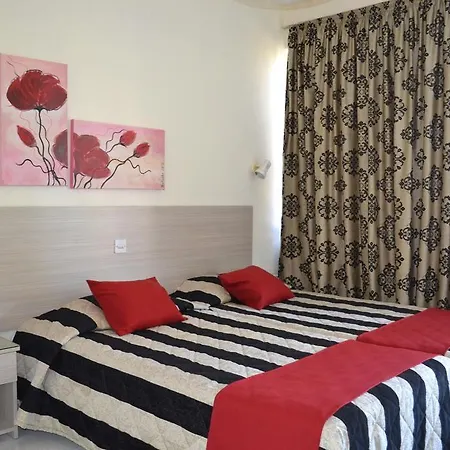 Aparthotel Tasiana Star Limasol