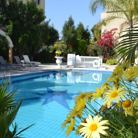 Aparthotel Tasiana Star