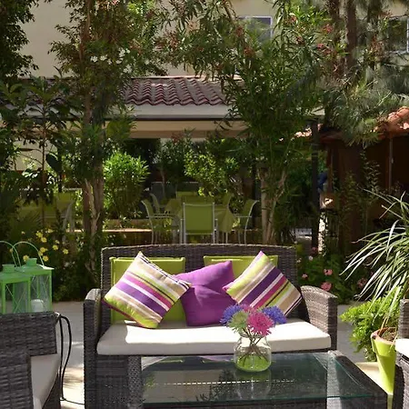 Aparthotel Tasiana Star 3*