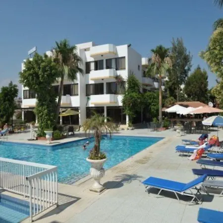 Lejlighedshotel Tasiana Star 3*