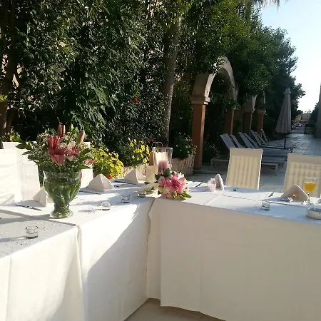 Tasiana Star Lägenhetshotell