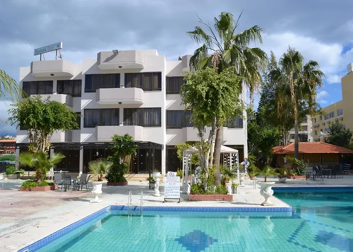 Aparthotel Tasiana Star Lemesos