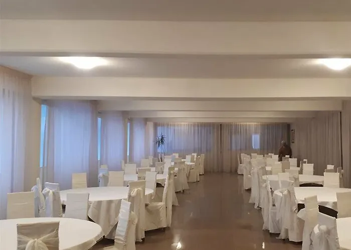 Tasiana Star Aparthotel Lemesos